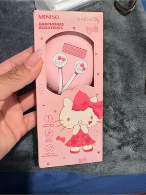 Hello Kitty Pink and White Wired Earbuds with Bow Graphic